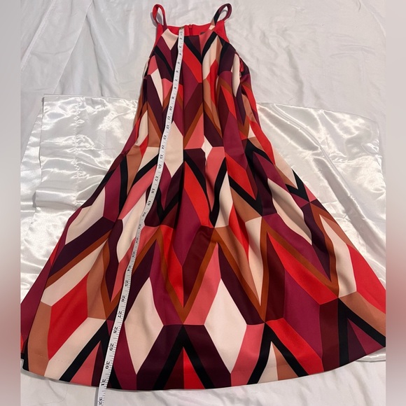 VINCE CAMUTO FORMAL DRESS - Picture 5 of 7